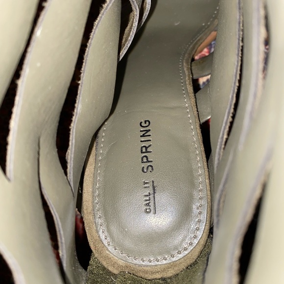 SPRING olive heels - Picture 5 of 6